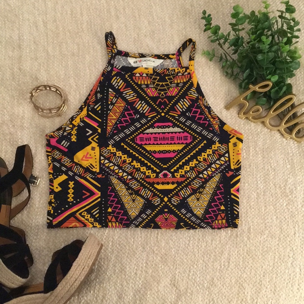 Tribal print crop top H&M Coachella Collection